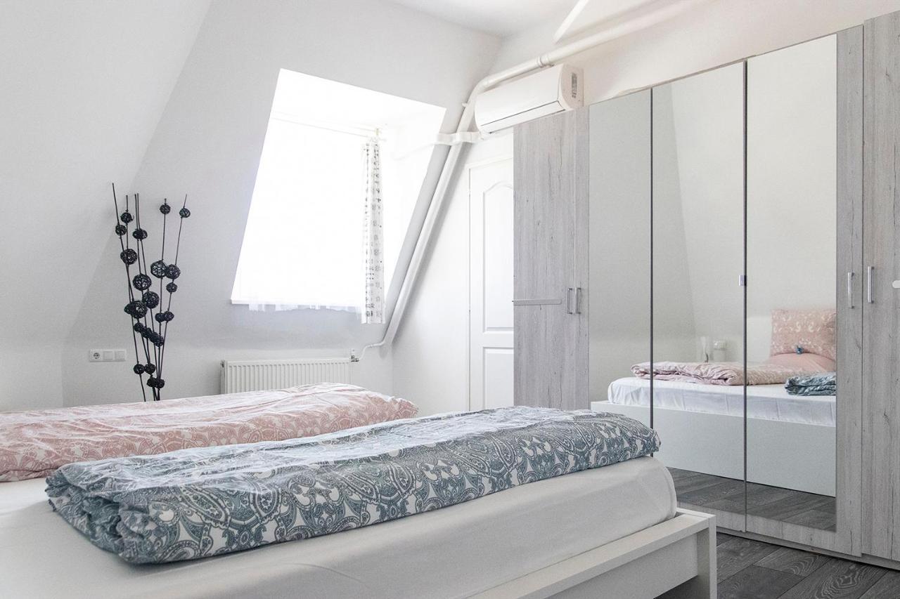 Helena Apartment With View On St. Stephan'S Basilica Budapest Exterior foto